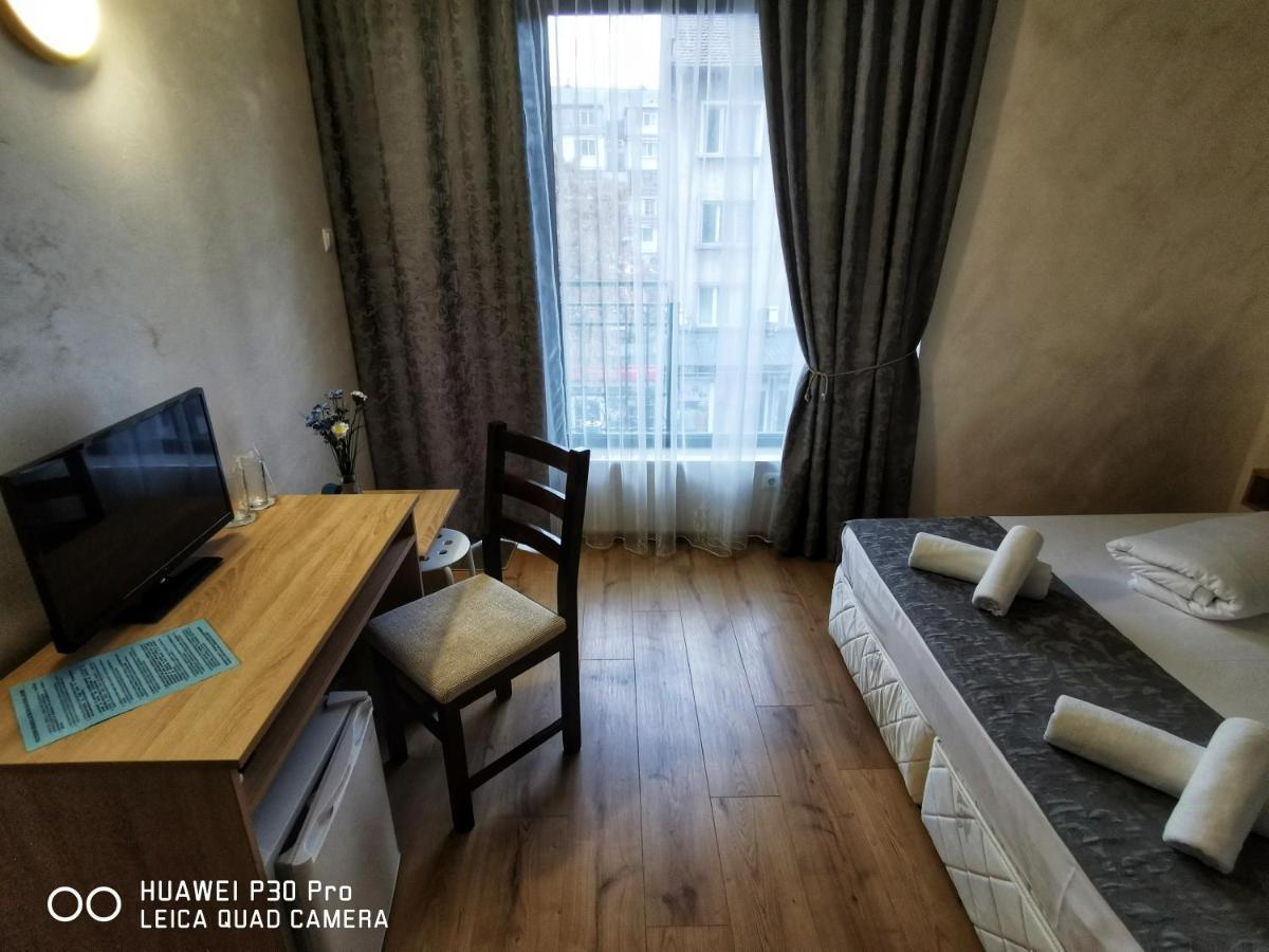 Hotel Swiss Șumen Exterior foto