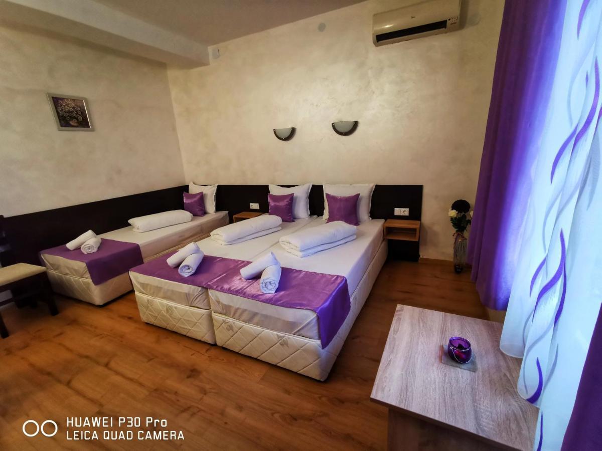 Hotel Swiss Șumen Exterior foto
